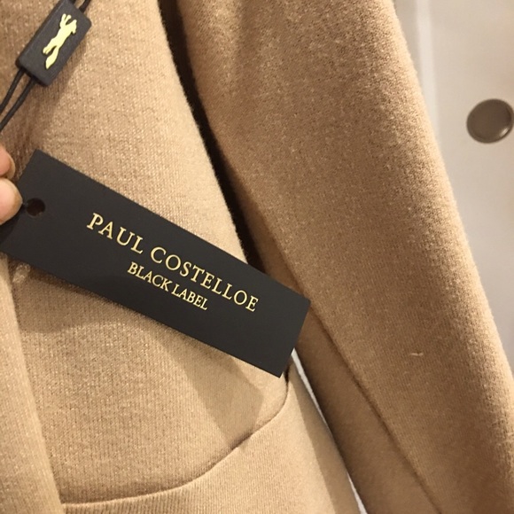 Brand new - Paul Costelloe XL with two pockets camel colour open front - Picture 6 of 9